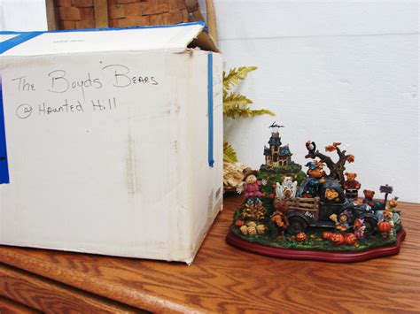 Boyd's Bears Haunted Hill Halloween Danbury Mint Display Retired ...