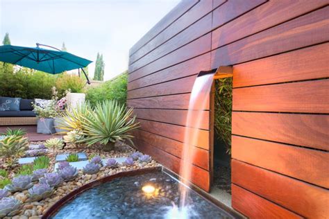 California Zen Rock Garden With Ipe Wood Water Feature | HGTV Ultimate Outdoor Awards 2016 | HGTV