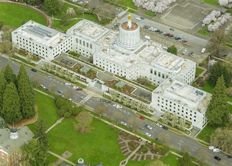 Oregon State Capitol | | Alluring World