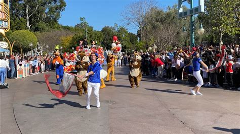 Photos / Video: Super Bowl LVIII MVP Patrick Mahomes Celebrates Victory at Disneyland for Second ...