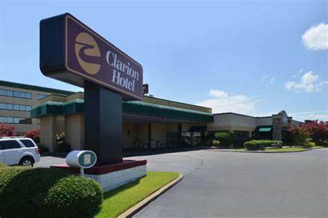 Clarion Hotel West Memphis I-40 I-55 in West Memphis (AR) - Room Deals ...