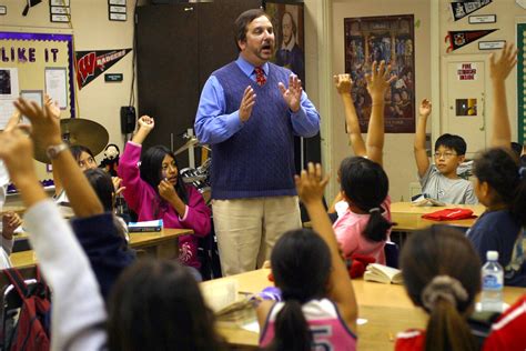 World-famous teacher files $1 billion lawsuit against Los Angeles schools to end ‘teacher jail ...