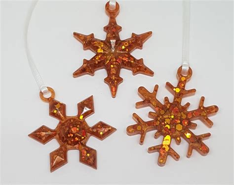 Snowflake Christmas Tree Ornaments Set of 3, Resin Snowflake Christmas Decoration, Holiday Home ...