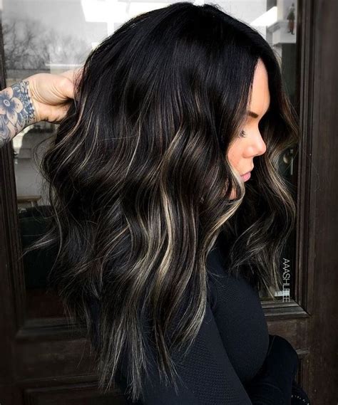 Pin by Yael Jay Bastias on Uñas | Black hair balayage, Dark hair with ...