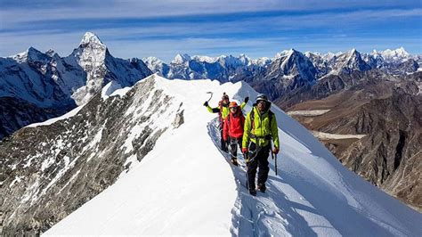 Hkakabo Razi summit climb plan postponed | Mizzima Myanmar News and Insight