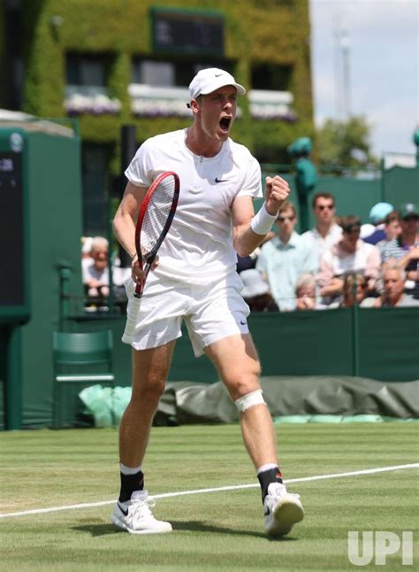 Photo: Denis Shapovalov vs Gregoire Barrere at Wimbledon 2023 ...