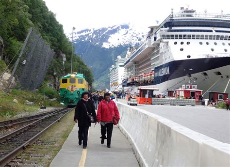 Rockslide draws attention to potential hazard looming over Skagway cruise dock