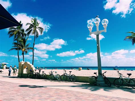 The hollywood beach boardwalk – Artofit