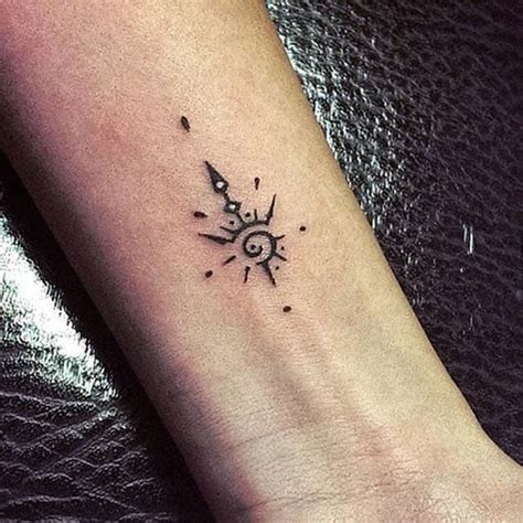 75 Best Wrist Tattoos For Men: Cool Design Ideas (2021 Guide)