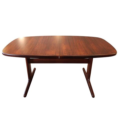 Dining Table in Rosewood by Skovby Furniture Factory, circa 1960 For Sale at 1stdibs