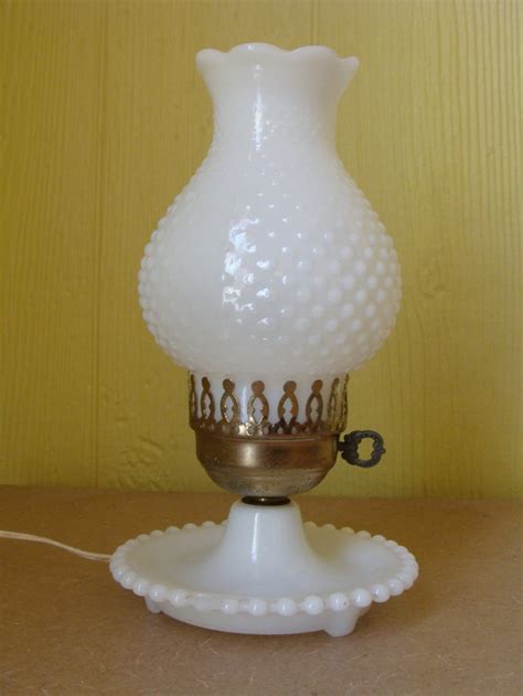 Vintage milk glass lamps - the best choice for home decor | Warisan Lighting