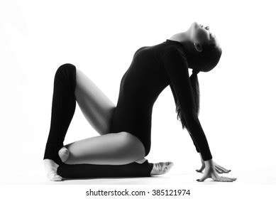 Beautiful Caucasian Tall Woman Ballet Dancer Stock Photo 72630607 | Shutterstock