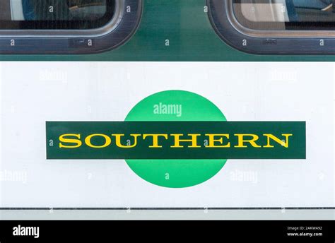 Southern railway logo hi-res stock photography and images - Alamy