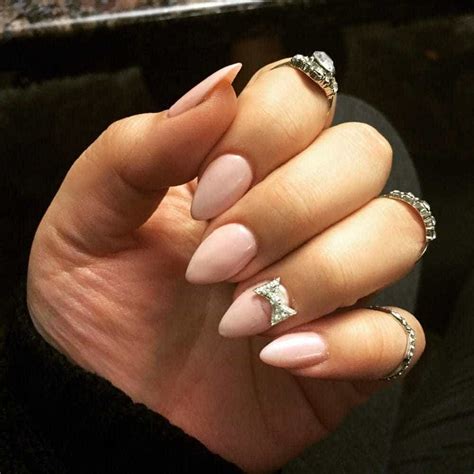 50 Unique Almond Nail Designs for 2021 – NailDesignCode