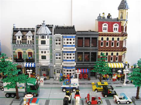 Brick Town Talk: Green Grocer Joins Layout. - LEGO Town, Architecture, Building Tips ...