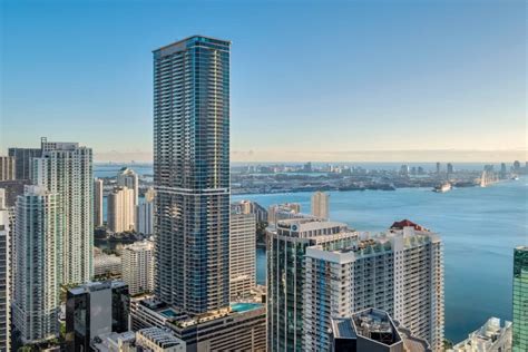 Panorama Tower Apartments - Miami, FL 33131