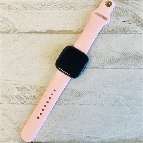 Solid Silicone Band For Fitbit Versa 1/2 – Fancy Bands