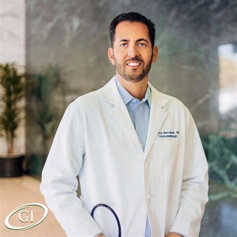 Best Gastroenterologist in Los Angeles | Gi Doctor | Dr. Peyton Berookim