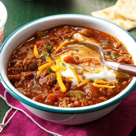 Hearty Slow-Cooker Chili Recipe: How to Make It