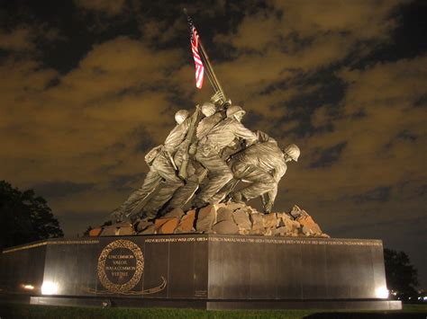File:USMC War Memorial Night.jpg - Wikimedia Commons