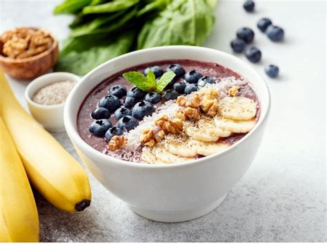 Organic Acai Powder Benefits + Tasty Smoothie Bowl Recipe