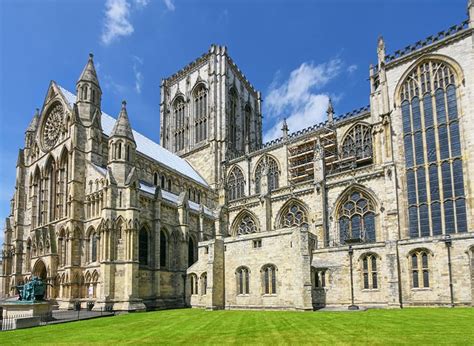 16 Top Things to Do in York, England | PlanetWare