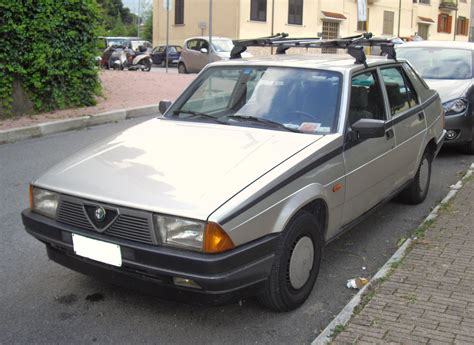File:Alfa Romeo 75 RWD.JPG - Wikimedia Commons