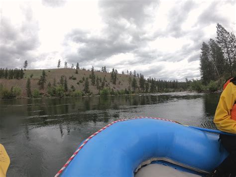 Spokane River whitewater rafting with Wiley Waters down class III rapids