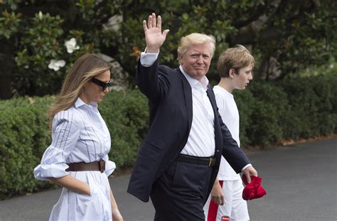 Trump makes first trip to Camp David as president - CBS News