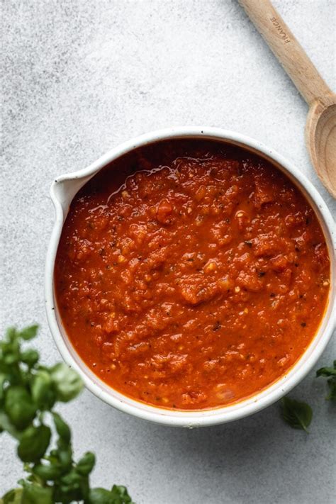 low-carb tomato sauce recipe - Stem + Spoon