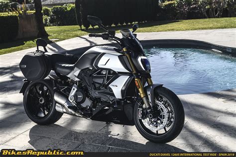 Ducati Diavel 1260SDIAVEL 1260 S PERFORMANCE 12 - BikesRepublic.com