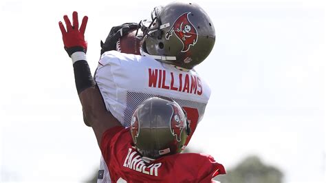 Tampa Bay Buccaneers trade WR Mike Williams to Buffalo Bills - Behind the Steel Curtain