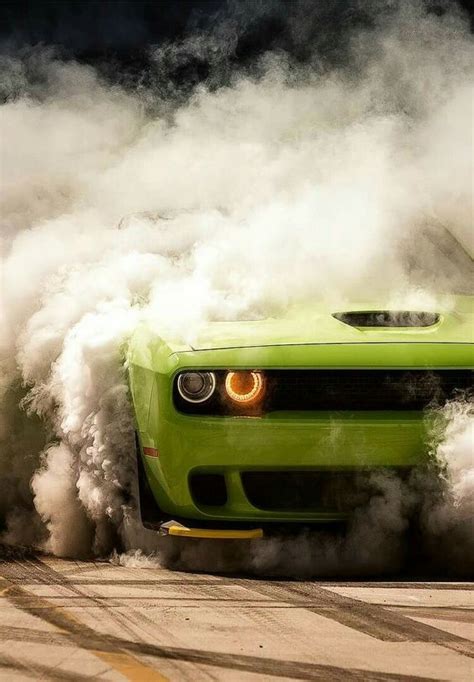 2015 Dodge Charger Hellcat Burnout