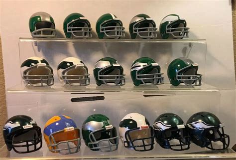 Philadelphia Eagles Helmet History - Riddell Pocket Pro