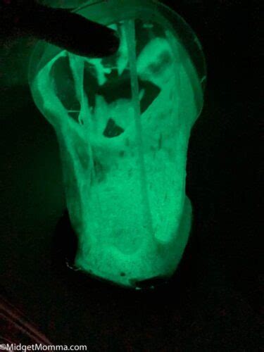 Glow In The Dark Slime - Easy Homemade Slime Recipe