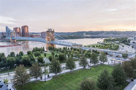 Cincinnati John G. and Phyllis W. Smale Riverfront Park – Sasaki