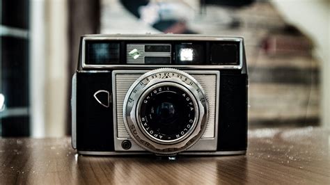 A Guide to Buying Your First Vintage Camera