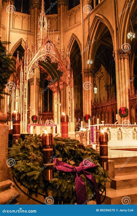 Christmas Time at St. Patrick`s Cathedral, NYC. Editorial Image - Image of building, landmark ...