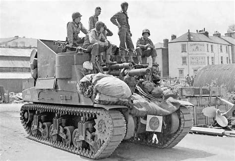 M7 Priest 105 mm Howitzer, Portland 1 June 1944 | Self propelled ...