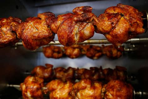 Boston Market Is Selling Whole Rotisserie Chickens for $3.70