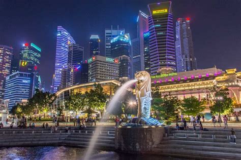 Merlion Park - National Icon of Singapore - Holidify