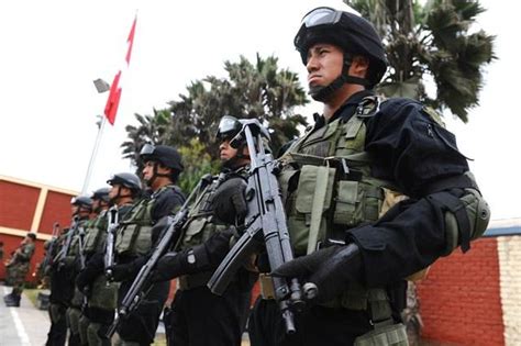 Apresuradas compras de equipamiento para la Policía Nacional del Perú ...