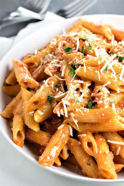 Penne Alla Vodka! Skip the restaurant and make the best penne alla ...