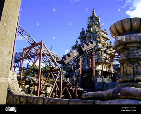 Indiana Jones Disneyland Paris Rollercoaster Stock Photo - Alamy