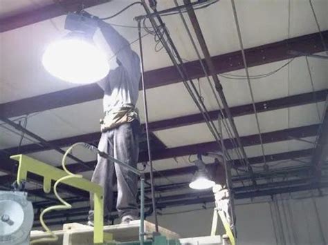 High Bay Light Installation Service in Faridabad | ID: 23773855373