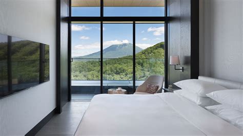 Luxury Hotel Rooms & Suites | Park Hyatt Niseko Hanazono