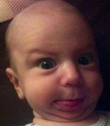 Pinned from Pin It for iPhone Funny Baby Faces, Make Funny Faces, Funny Pictures For Kids, Silly ...