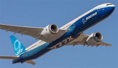 Can The Boeing 777-10 Replace The Airbus A380? - Dj's Aviation