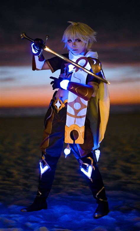 10 Genshin Impact Cosplays To Transport You To Teyvat | Cosplay Central