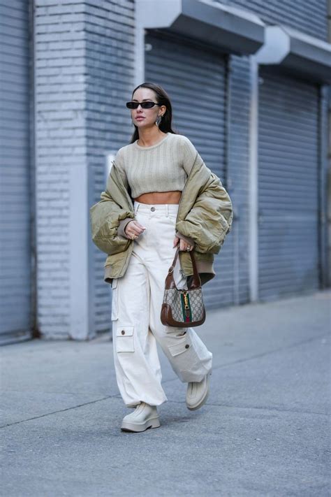 20 Cargo Pants Outfits for Any and All Occasions